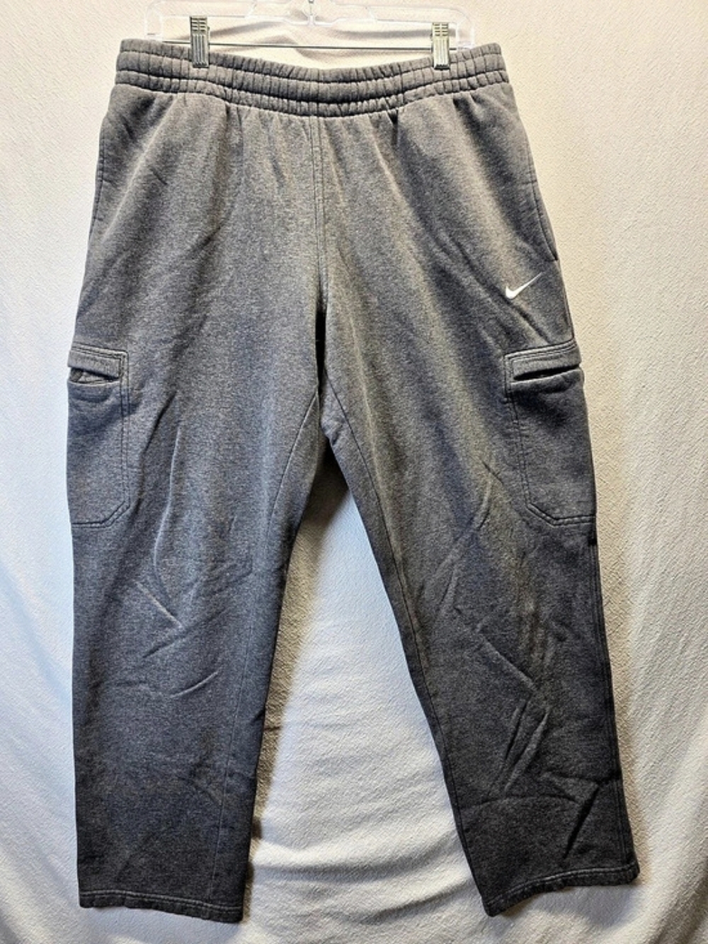 Nike Club Fleece Cargo Pants Gray Medium - Picture 1 of 11
